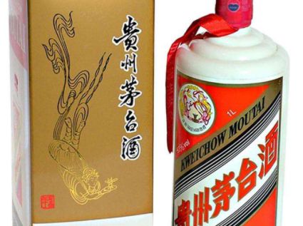 Z6尊龙五粮液用的酒瓶是“透明玻璃”的茅台酒为啥不用这下长见识了